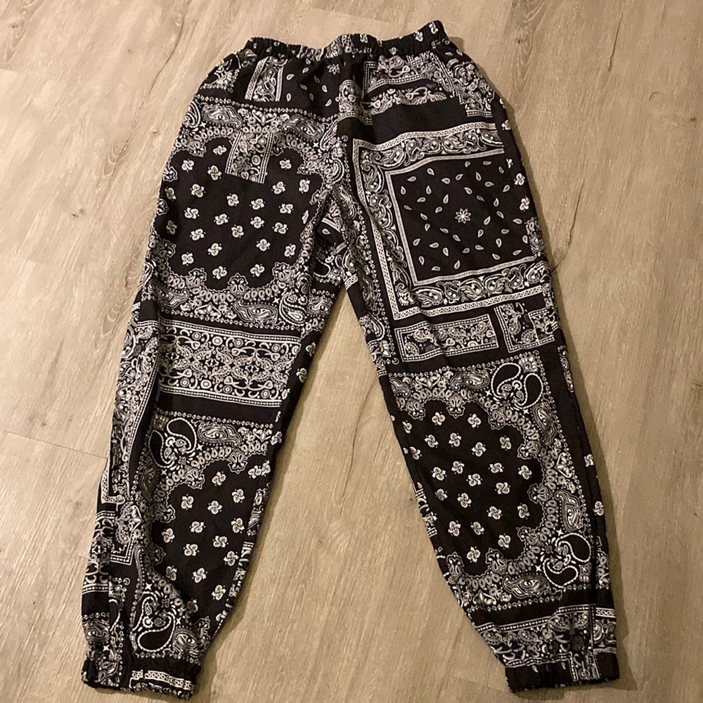 Bohemian pattern joggers